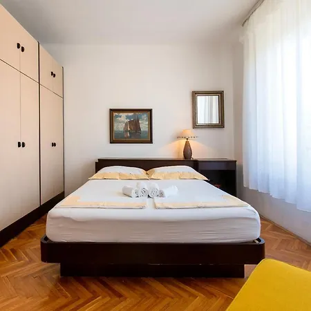 アパート Zoe スプリト